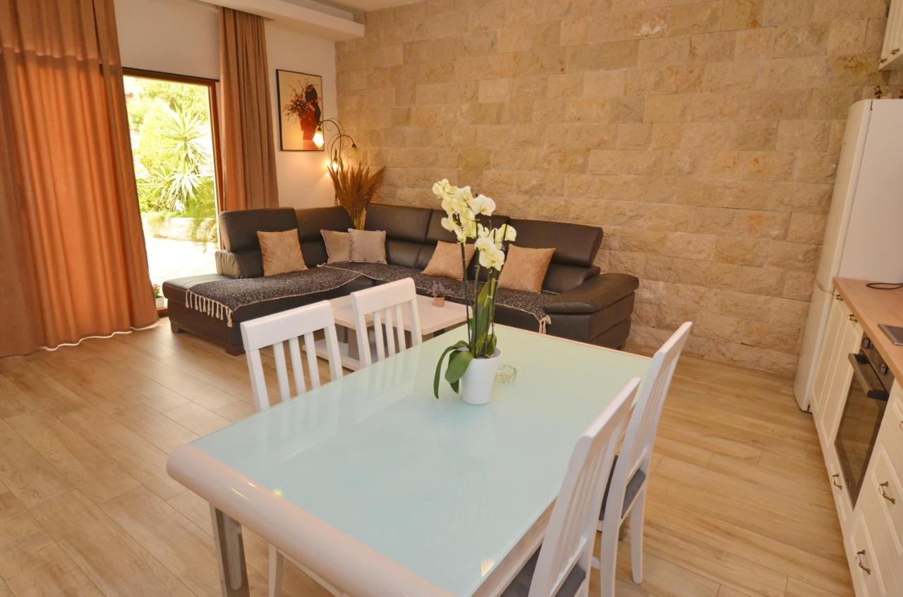 Villa Ilijana ติวัต ภายนอก รูปภาพ